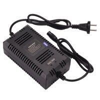 Ladegerät 12V / 230V 1A 3-poliger Stecker 13mm